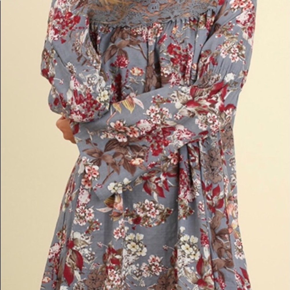 Gray Umgee floral dress